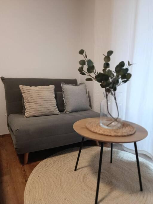 Altholzapartment In Kempten วัลเทนโฮเฟน ภายนอก รูปภาพ